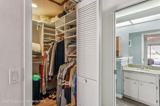 4527 Goldcoast Avenue, Spring Hill, FL 34609