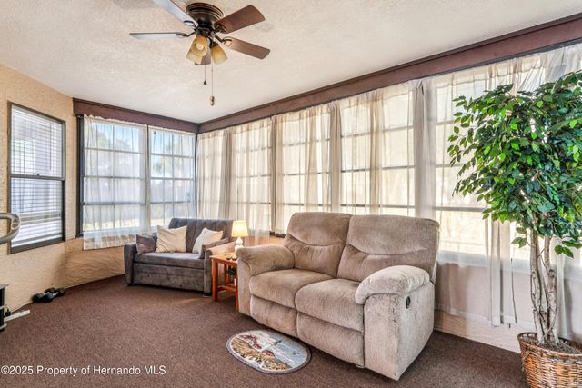 4527 Goldcoast Avenue, Spring Hill, FL 34609