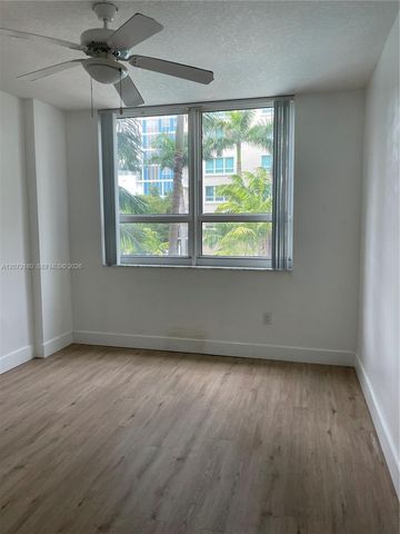 2000 N Bayshore Drive 205, Miami, FL 33137