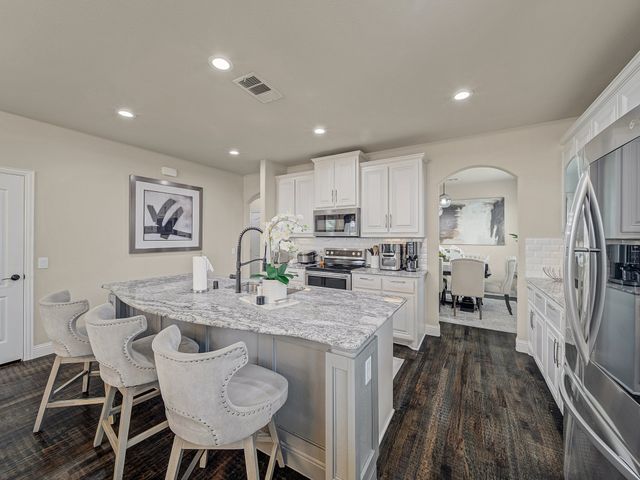 517 Thompson Drive, Van Alstyne, TX 75495