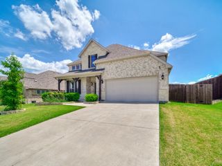 517 Thompson Drive, Van Alstyne, TX 75495