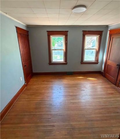 2410 Cleveland Avenue, Niagara Falls, NY 14305
