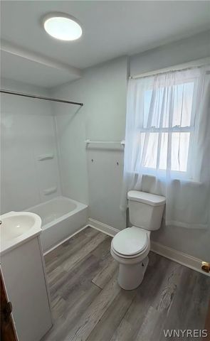 2410 Cleveland Avenue, Niagara Falls, NY 14305