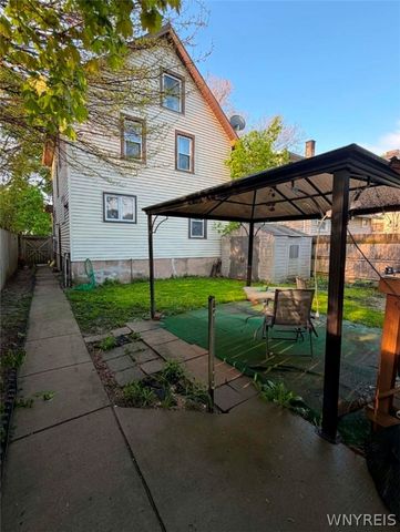 2410 Cleveland Avenue, Niagara Falls, NY 14305