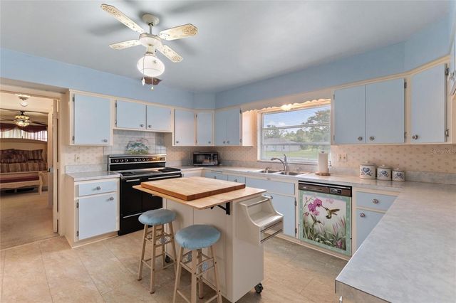 6197 AMARYLLIS DRIVE, Indian Lake Estates, FL 33855