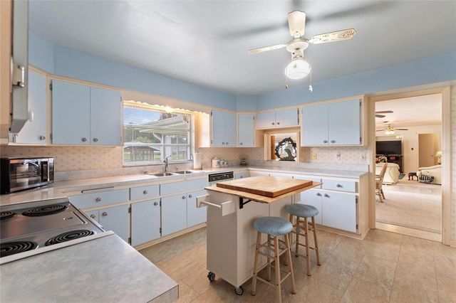6197 AMARYLLIS DRIVE, Indian Lake Estates, FL 33855