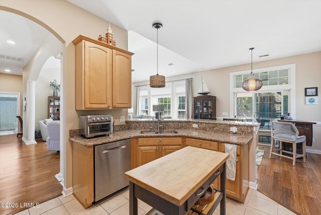 6 Crescent Circle, Bluffton, SC 29910