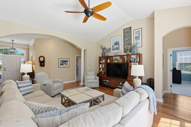 6 Crescent Circle, Bluffton, SC 29910