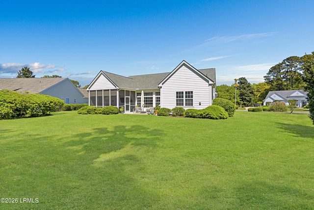 6 Crescent Circle, Bluffton, SC 29910