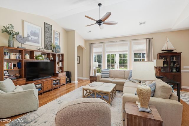 6 Crescent Circle, Bluffton, SC 29910