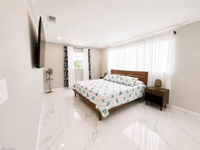 1419 Shelby PKWY, Cape Coral, FL 33904
