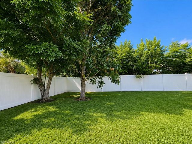 1419 Shelby PKWY, Cape Coral, FL 33904