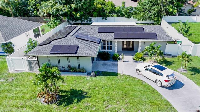 1419 Shelby PKWY, Cape Coral, FL 33904