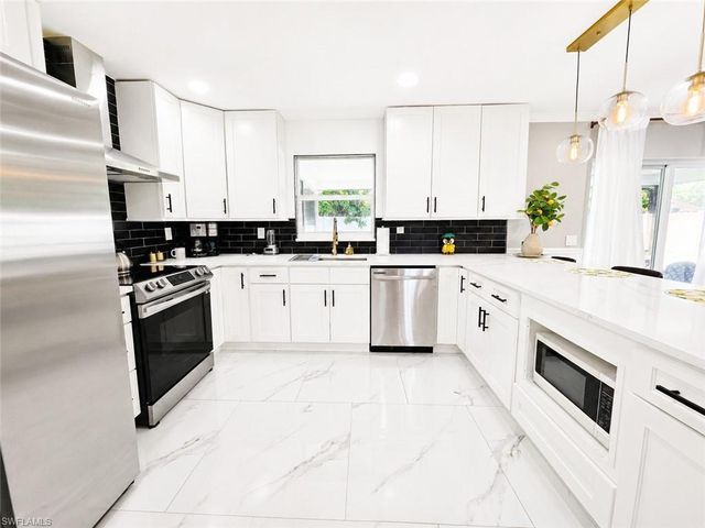 1419 Shelby PKWY, Cape Coral, FL 33904