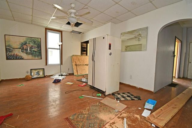 22 E PROSPECT AVENUE, Ingram, PA 15205