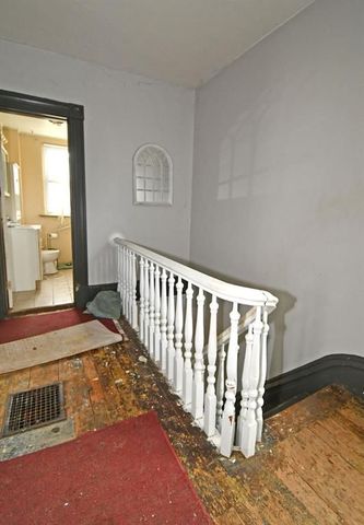 22 E PROSPECT AVENUE, Ingram, PA 15205