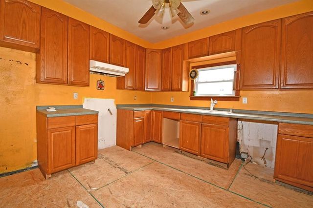 22 E PROSPECT AVENUE, Ingram, PA 15205