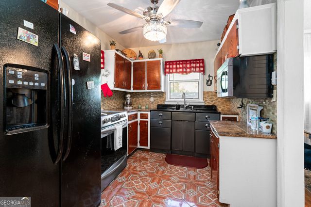 1776 Fairway Hill Drive, Atlanta, GA 30317