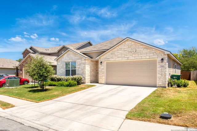 7168 Walkers Loop, San Antonio, TX 78233