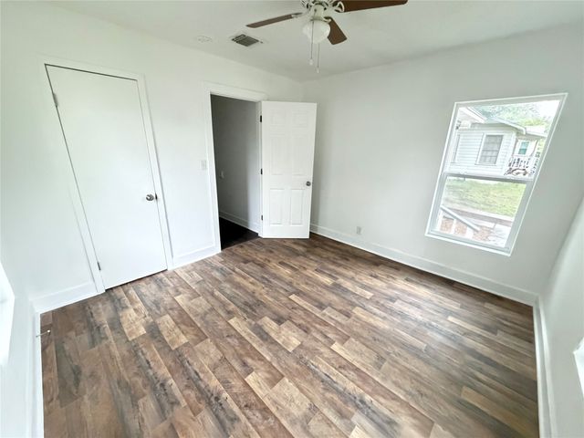 4312 Lorin Avenue, Fort Worth, TX 76105