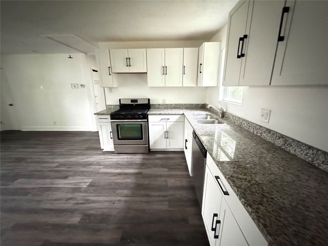 4312 Lorin Avenue, Fort Worth, TX 76105