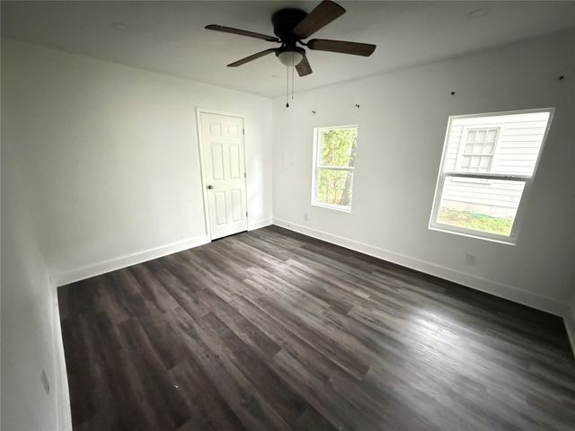 4312 Lorin Avenue, Fort Worth, TX 76105