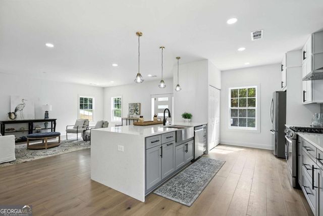 2048 Sugar Pike Road, Woodstock, GA 30188