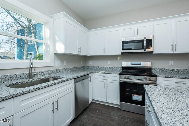 555 Pinnix Road, Burlington, NC 27217
