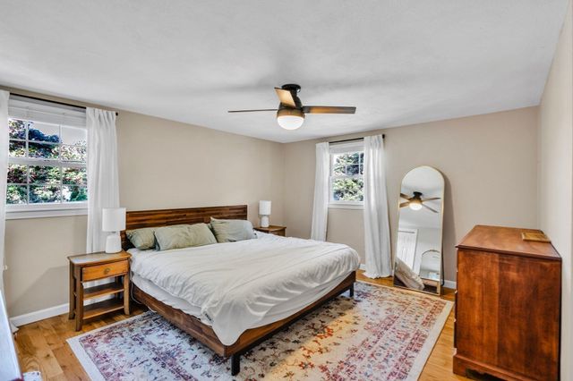 4 Stratton Rd, Hudson, MA 01749