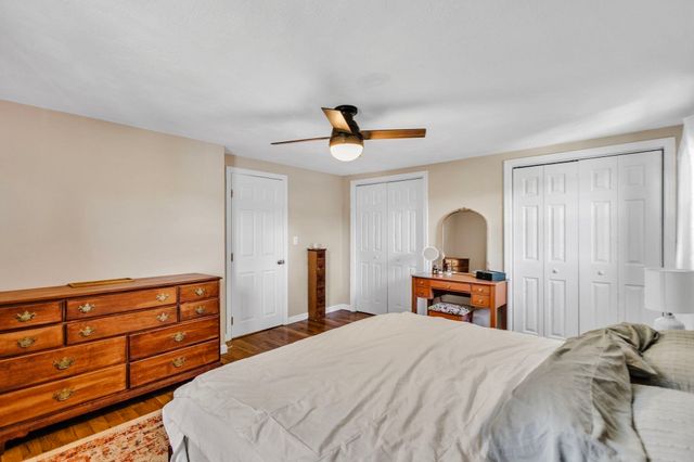 4 Stratton Rd, Hudson, MA 01749