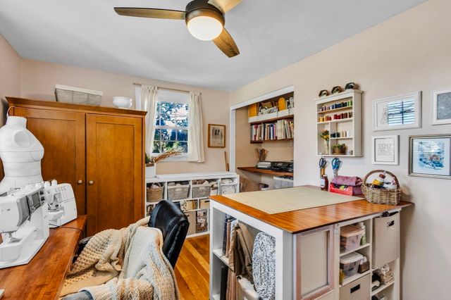 4 Stratton Rd, Hudson, MA 01749