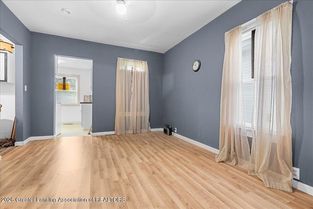 1213 E Kalamazoo Street, Lansing, MI 48912