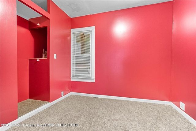 1213 E Kalamazoo Street, Lansing, MI 48912