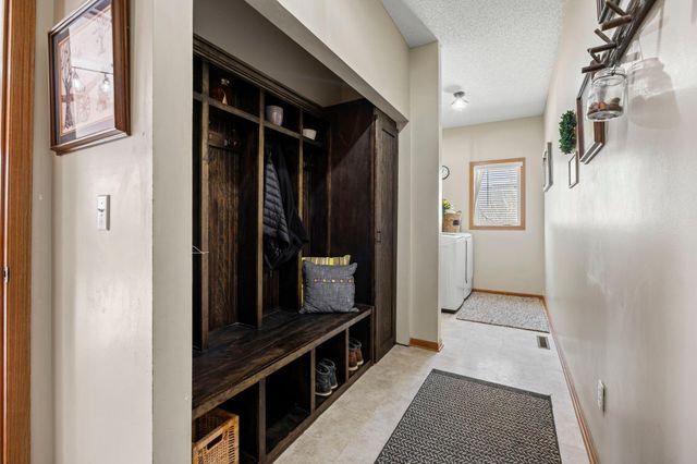 1832 Alden Avenue, Shakopee, MN 55379