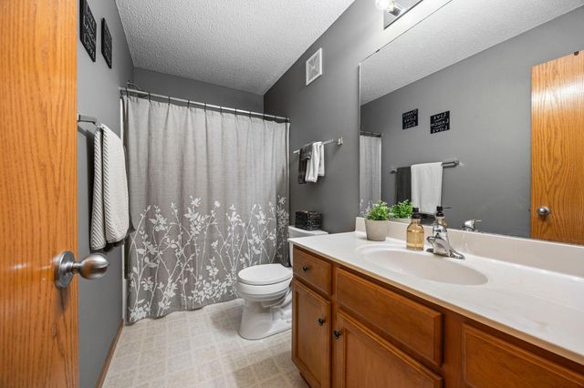 1832 Alden Avenue, Shakopee, MN 55379
