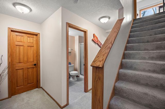 1832 Alden Avenue, Shakopee, MN 55379