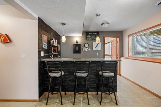 1832 Alden Avenue, Shakopee, MN 55379