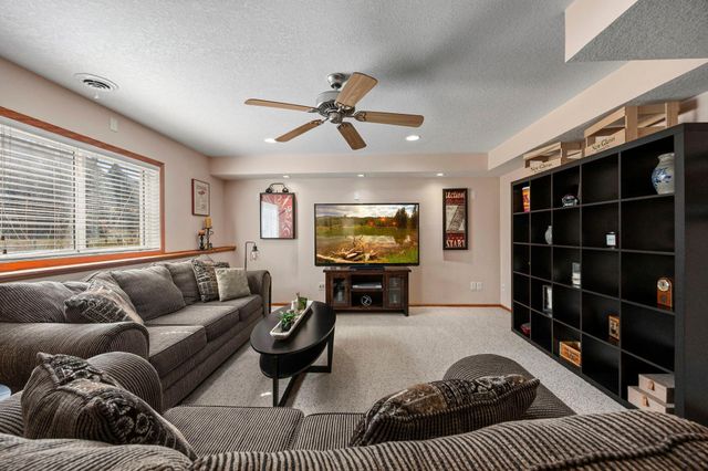 1832 Alden Avenue, Shakopee, MN 55379