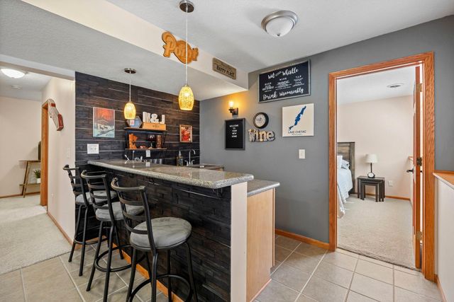 1832 Alden Avenue, Shakopee, MN 55379