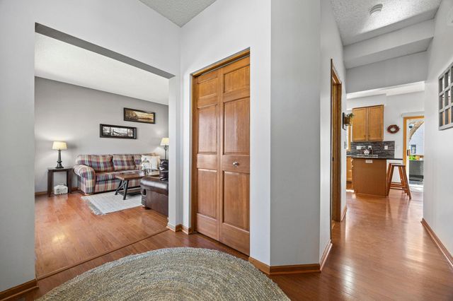 1832 Alden Avenue, Shakopee, MN 55379