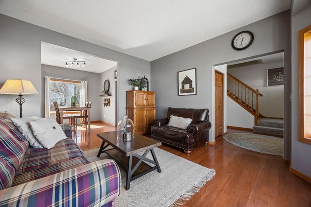 1832 Alden Avenue, Shakopee, MN 55379