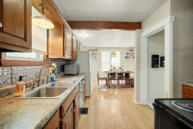 1411 S 10th St., Salina, KS 67401