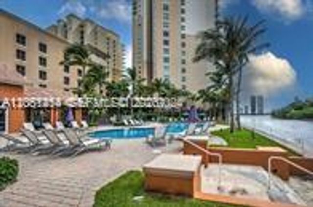 3340 NE 190th Street 1304, Aventura, FL 33180