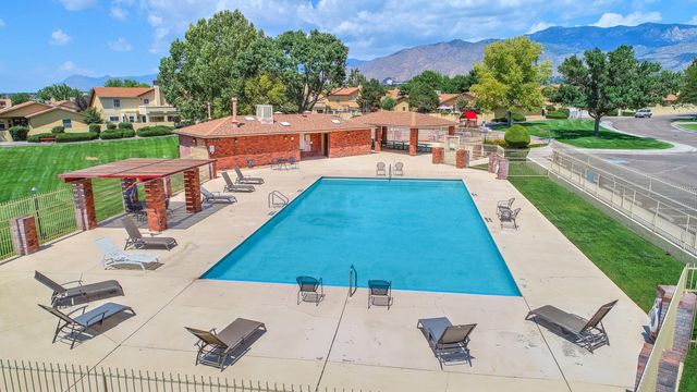 501 Swope Park Avenue NE, Albuquerque, NM 87123