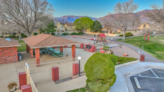 501 Swope Park Avenue NE, Albuquerque, NM 87123