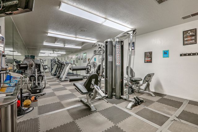 501 Swope Park Avenue NE, Albuquerque, NM 87123