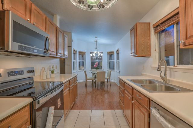 501 Swope Park Avenue NE, Albuquerque, NM 87123