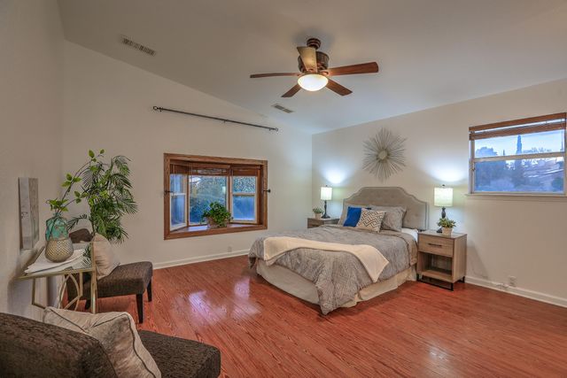 501 Swope Park Avenue NE, Albuquerque, NM 87123