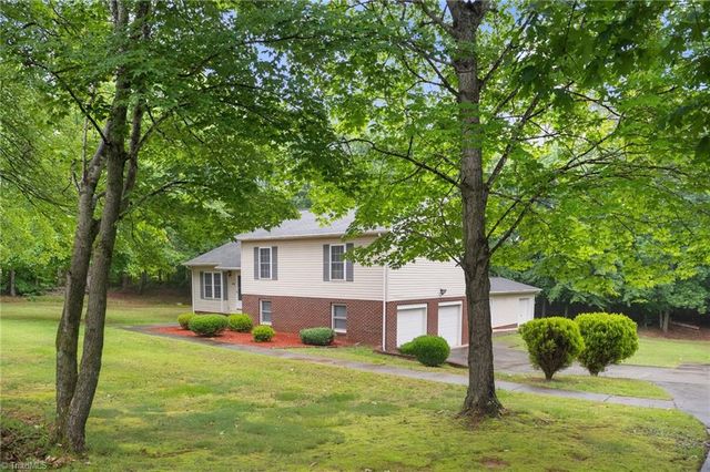 492 Monroeton Golf Course Road, Reidsville, NC 27320