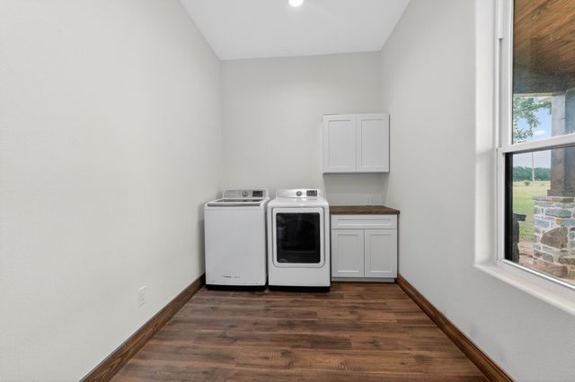 1406 State Highway 21 E, Crockett, TX 75835